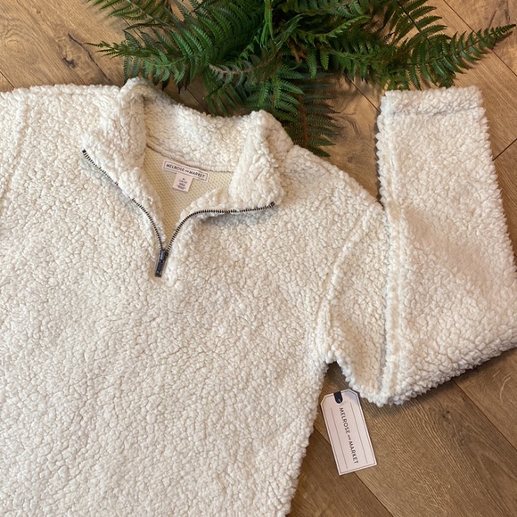 NWT Girls Teddy Pullover - Picture 2 of 4